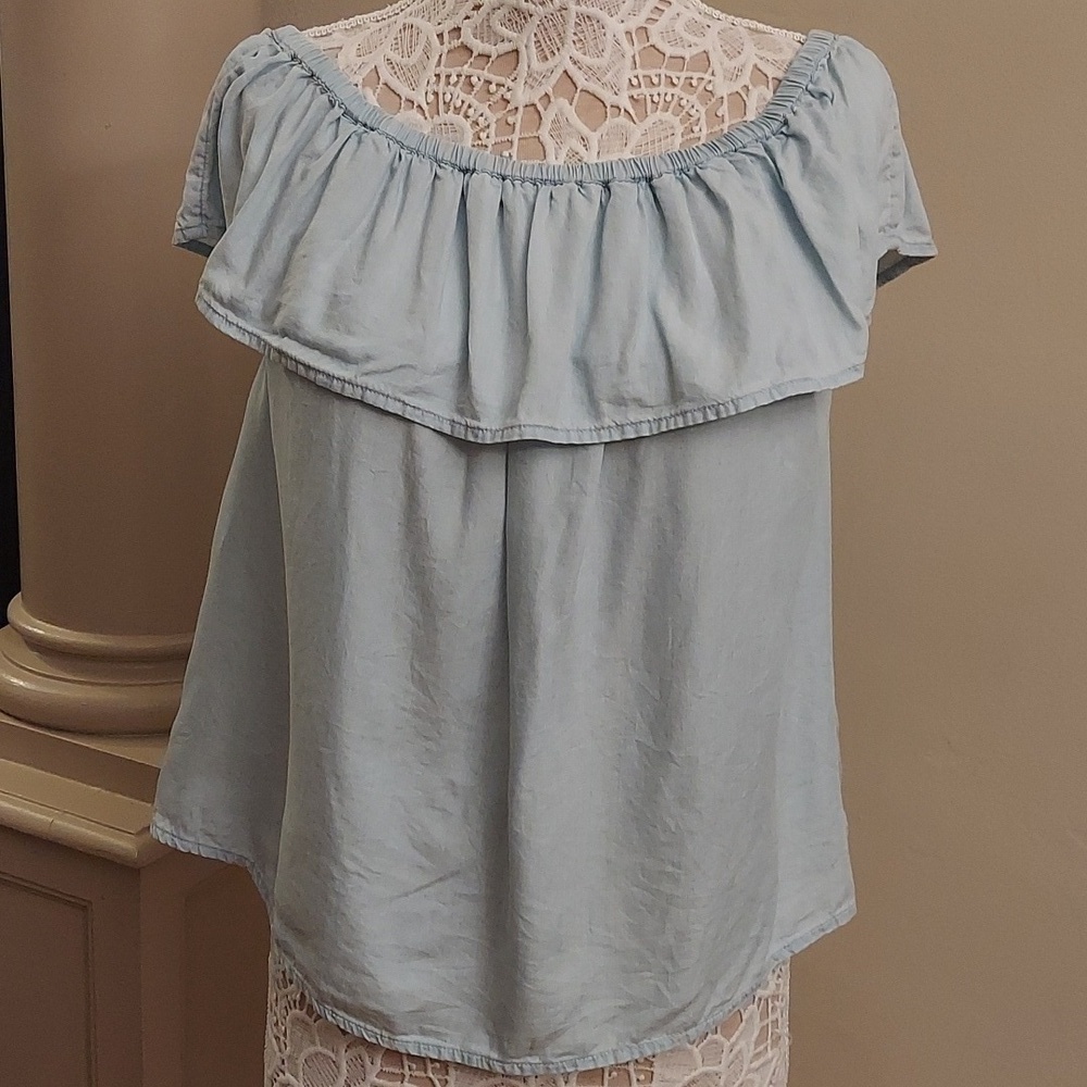OLD NAVY Ruffle Off the Shoulder Sleeveless Top L Boho Breathable Date Night - Picture 2 of 8